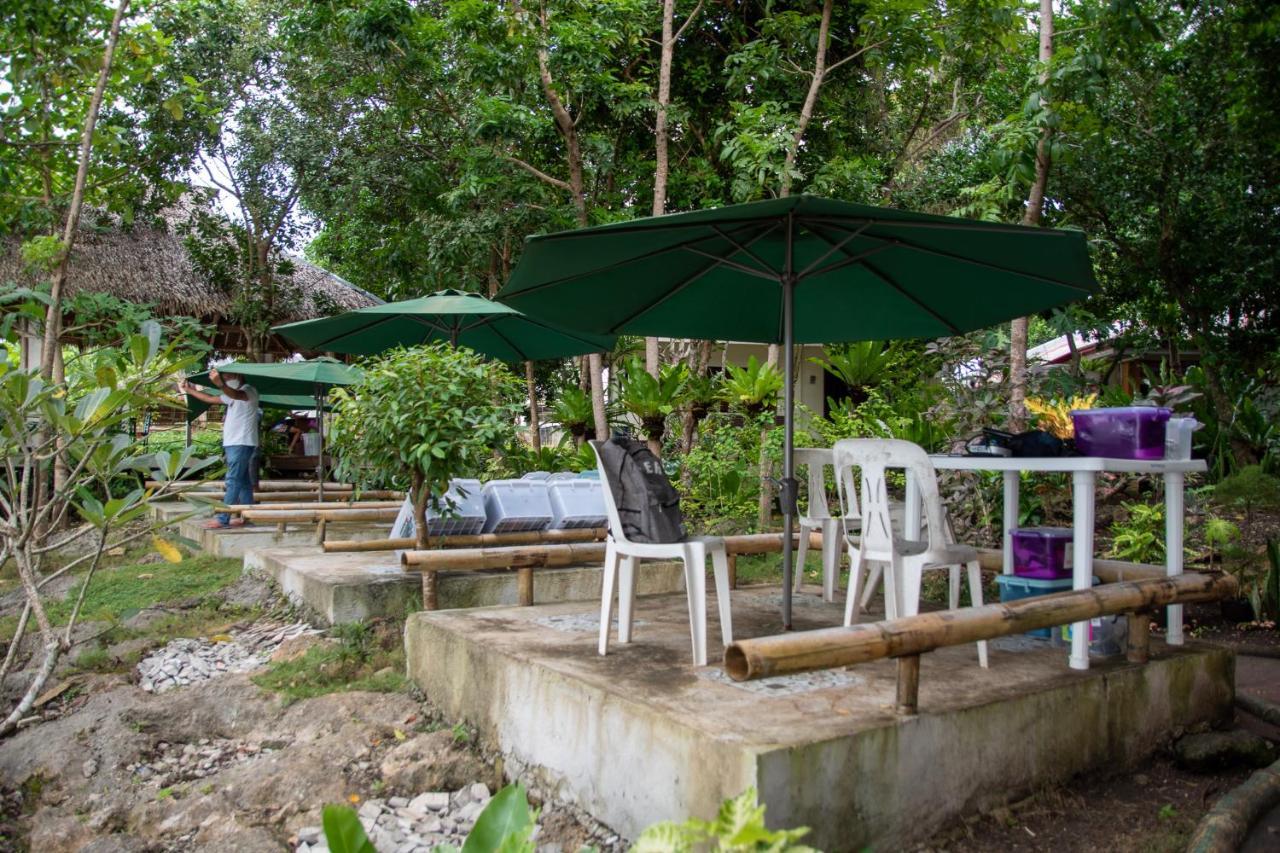 Almira Diving Resort- Panglao Exteriör bild